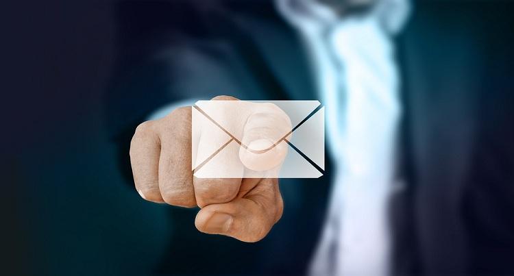 Возможность рассылки e-mail Альфа CRM 